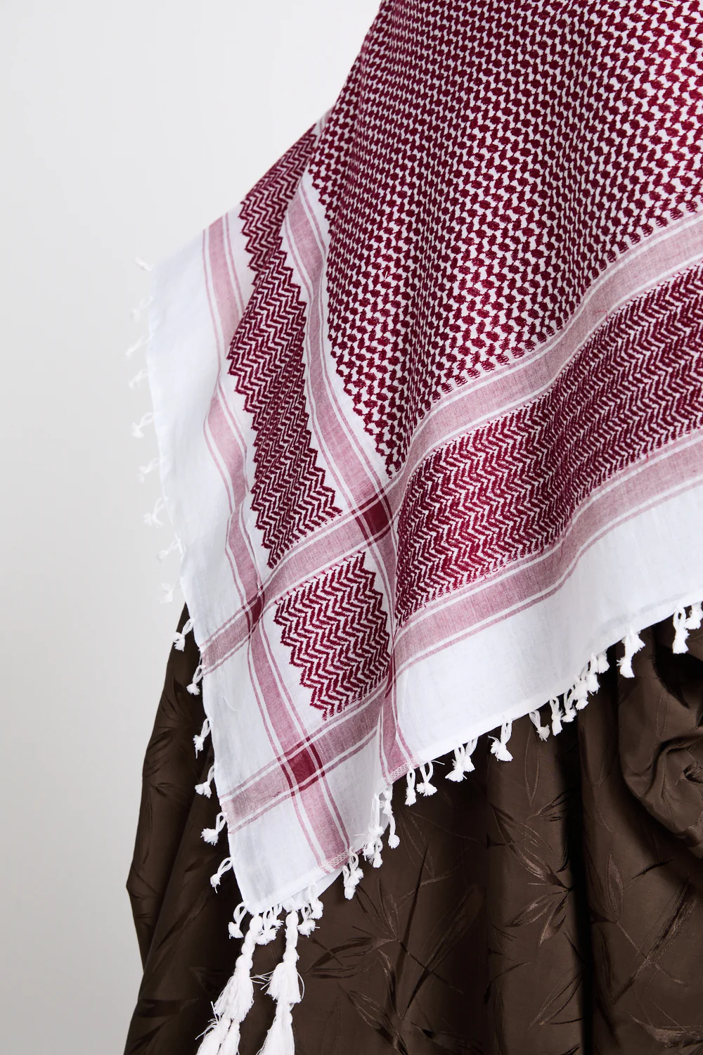 Premium Classic Keffiyeh Scarf - Red & White - Image 7