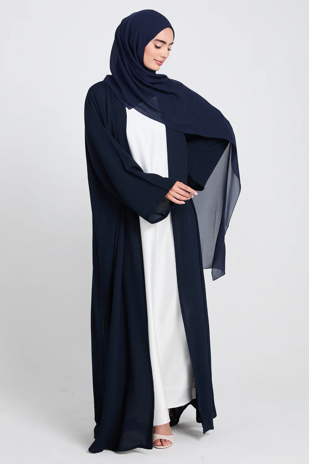 Premium Classic Linen Blend Open Abaya - Navy - Image 3