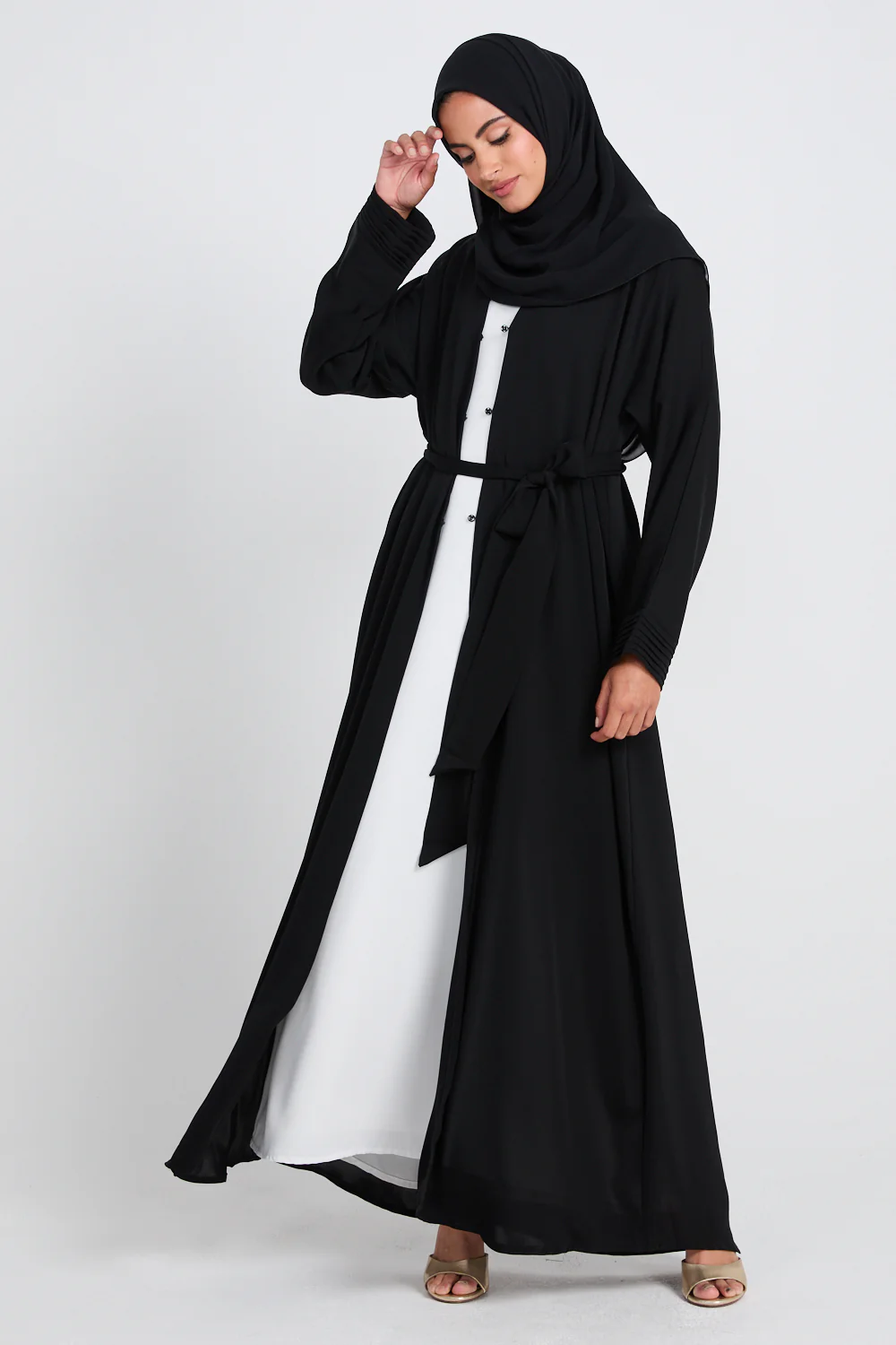 Premium Classic Open Abaya with Pleated Cuff Detailing - Black - Image 3