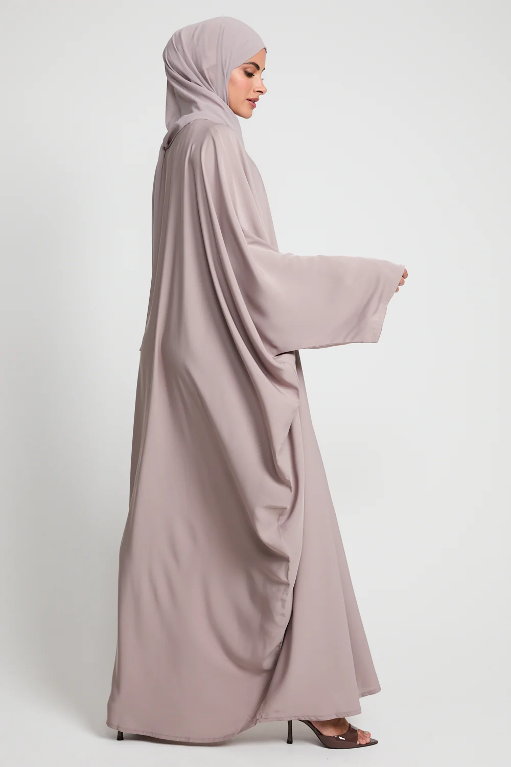 Premium Closed Farasha - Dusky Nude - Image 9