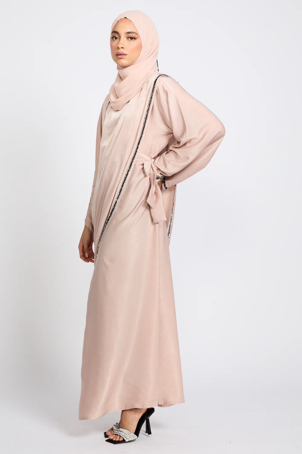 Premium Draped Embellished Closed Abaya - Rose Dune - Image 3