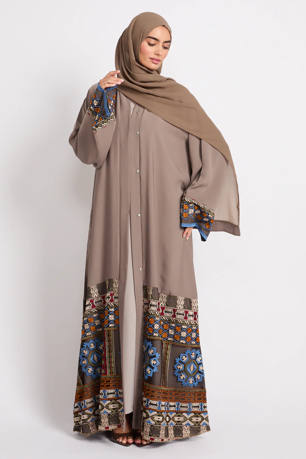 Premium Echoes of Persia Embroidered Border Open Abaya – Desert Taupe - LIMITED EDITION - Image 3