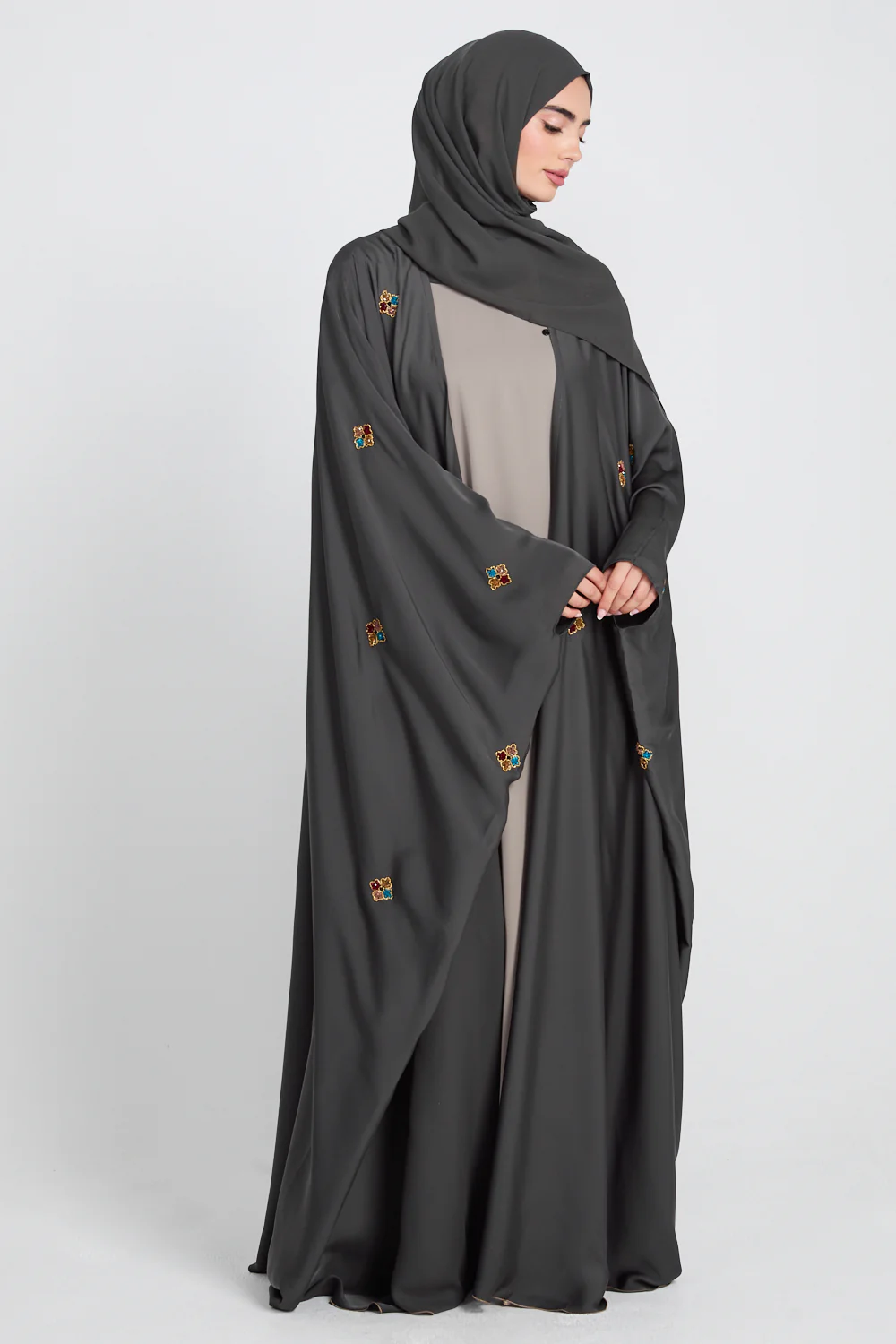 Premium Embellished Mossed Charcoal Open Farasha - Image 4