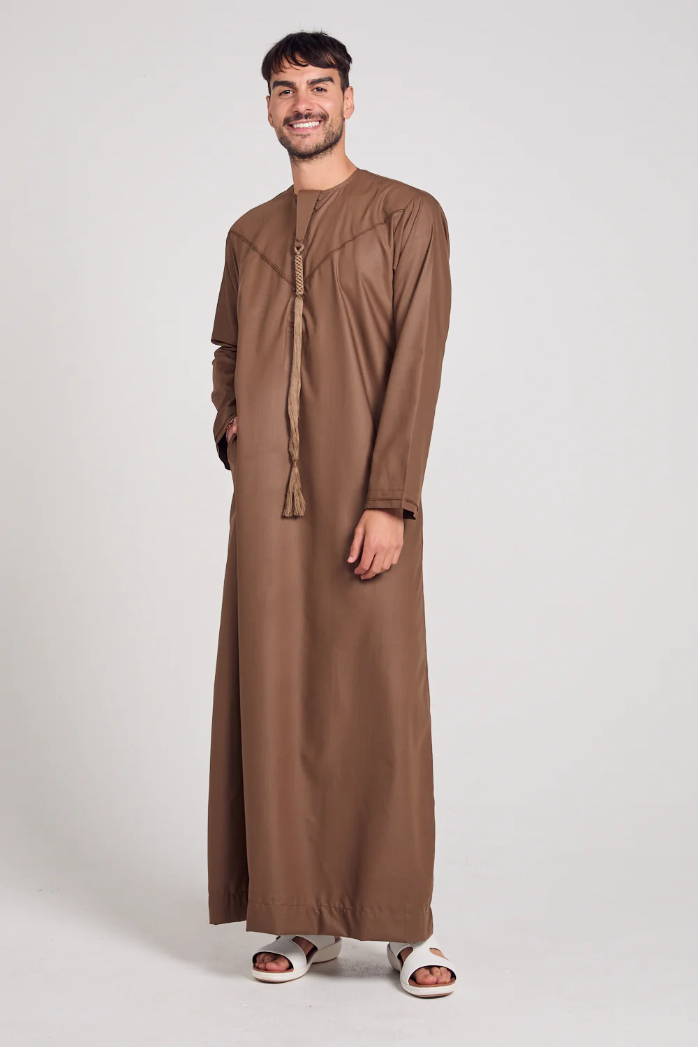 Premium Emirati Thobe With Pleat Detailing - Toffee