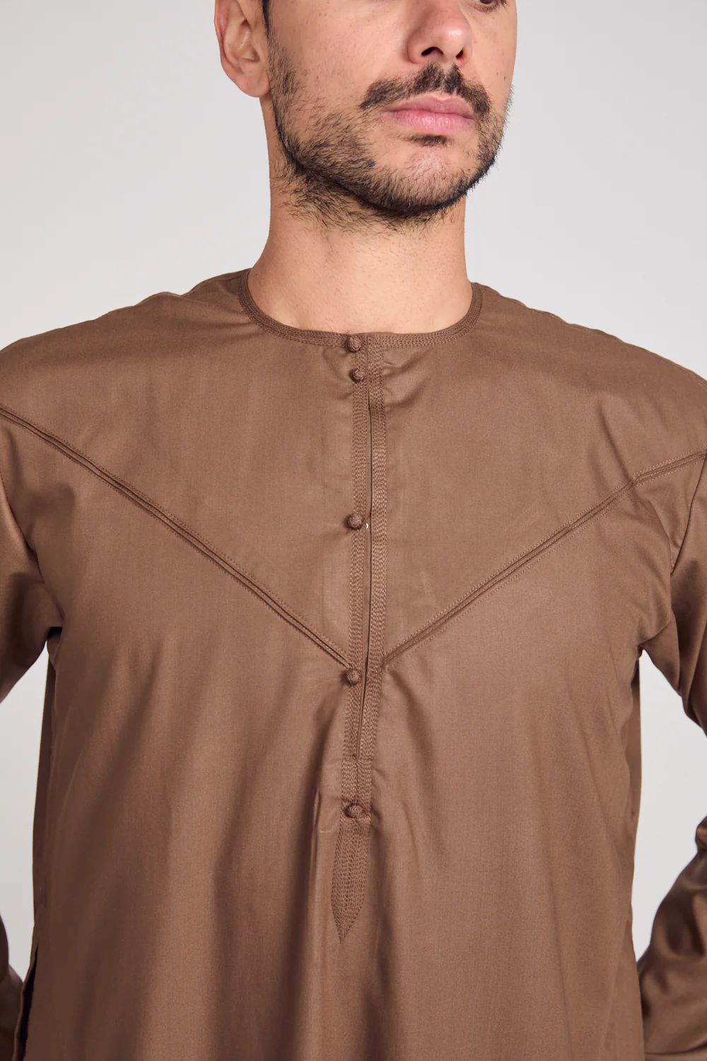Premium Emirati Thobe With Pleat Detailing - Toffee - Image 2