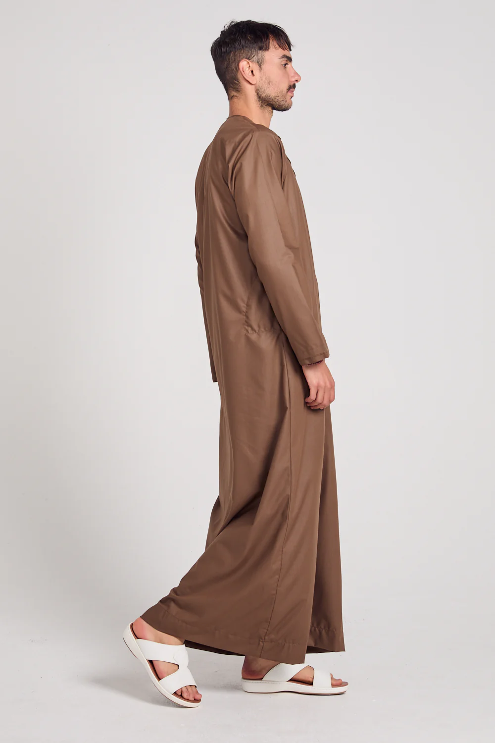 Premium Emirati Thobe With Pleat Detailing - Toffee - Image 5