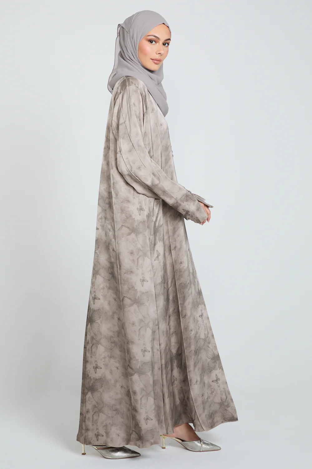 Premium Floral Mirage Blazer Open Abaya - Desert Mist- LIMITED EDITION - Image 6
