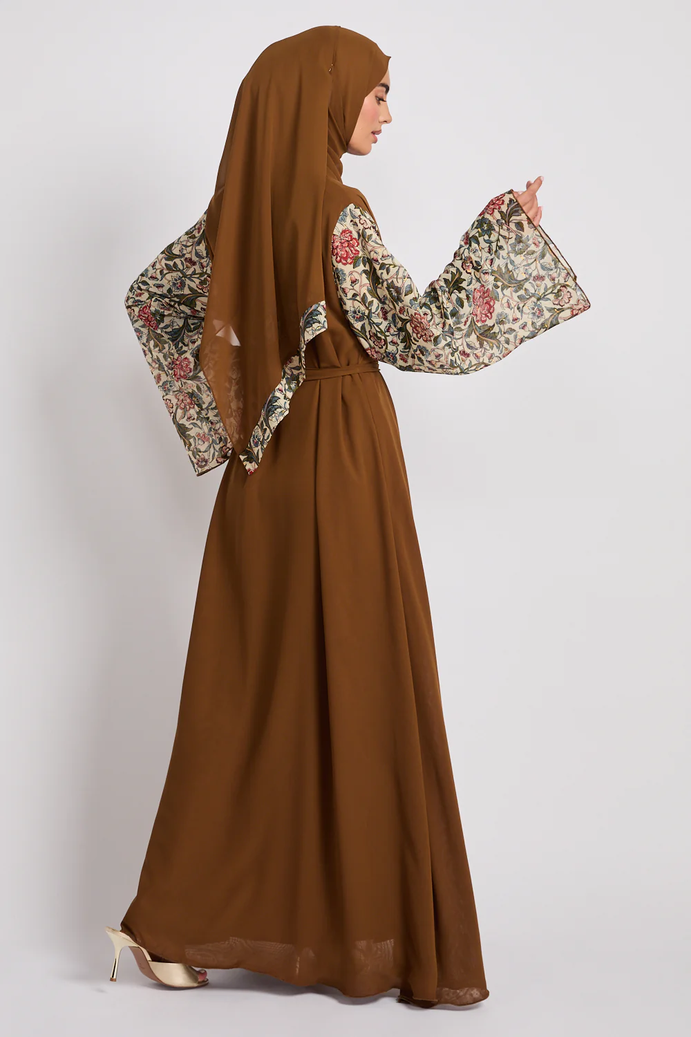 Premium Garden at Dusk Open Abaya - Limited Edition - Image 3