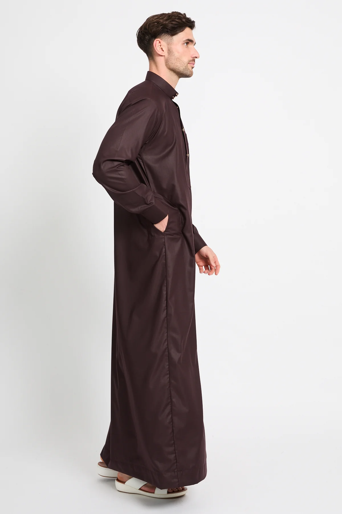 Premium Heritage Buttoned Thobe – Espresso Dusk - Image 5