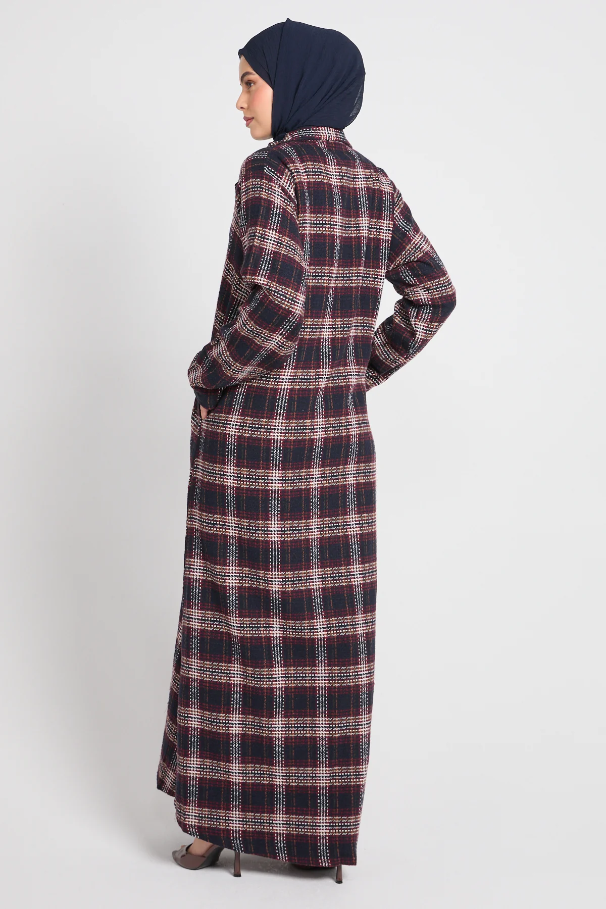 Premium Heritage Plaid Coat Abaya – Winter Berry- LIMITED EDITION - Image 7