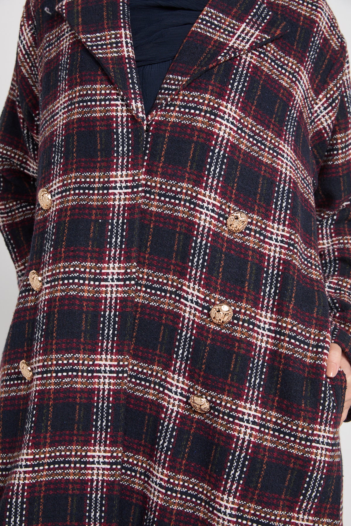 Premium Heritage Plaid Coat Abaya – Winter Berry- LIMITED EDITION - Image 8
