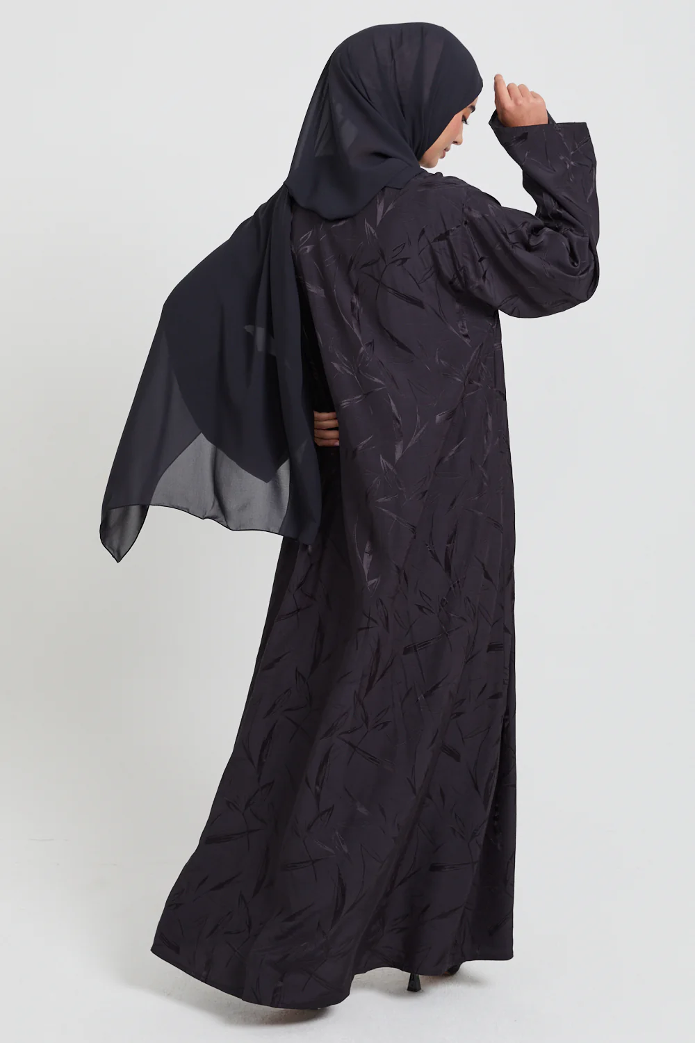 Premium Jacquard Closed Abaya with Pockets - Blackberry Noir - Image 5