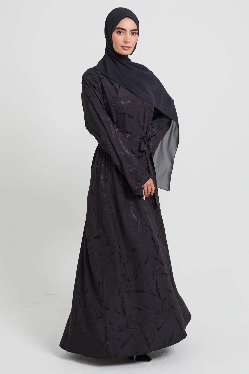 Premium Jacquard Closed Abaya with Pockets - Blackberry Noir - Image 9