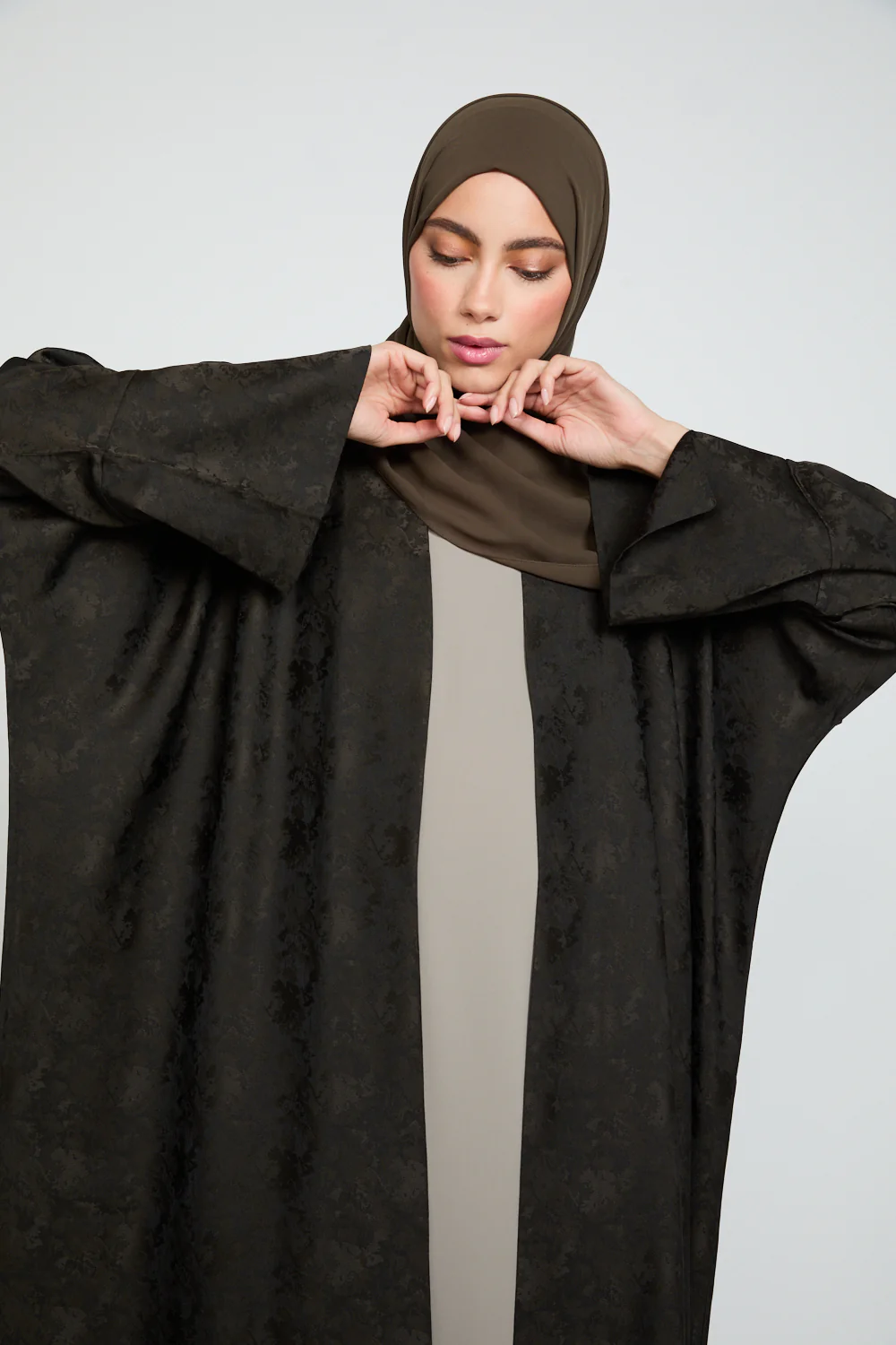 Luxury Jacquard Open Bisht - Forest Smoke - Image 2