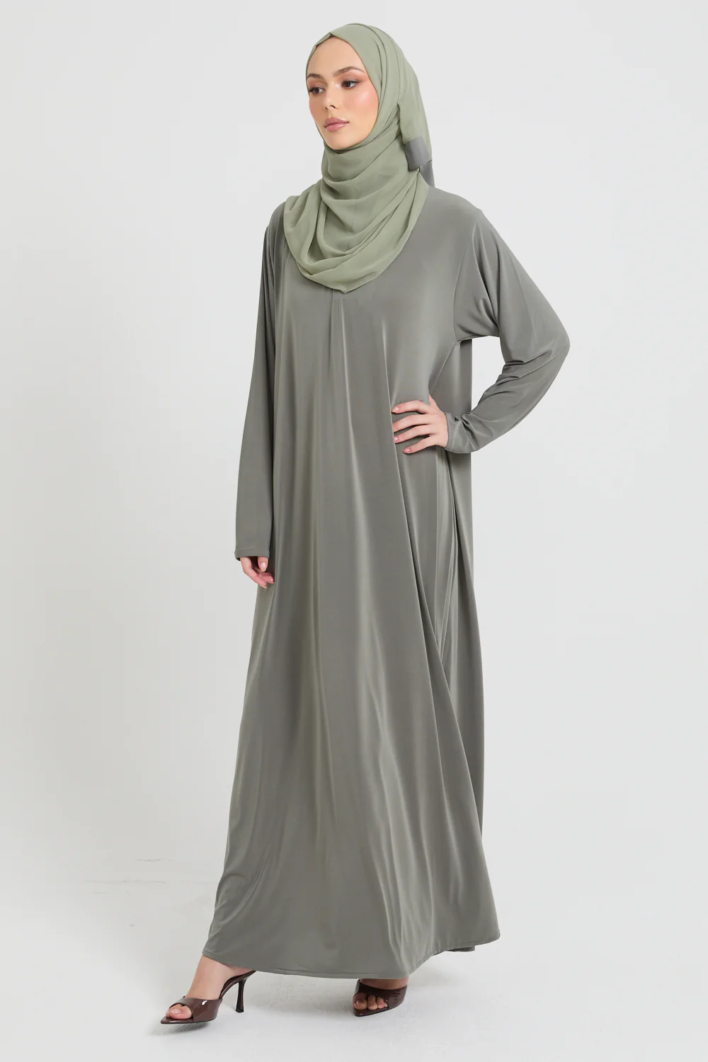Premium Jersey Closed Abaya with Front Zip - Olive - Image 3