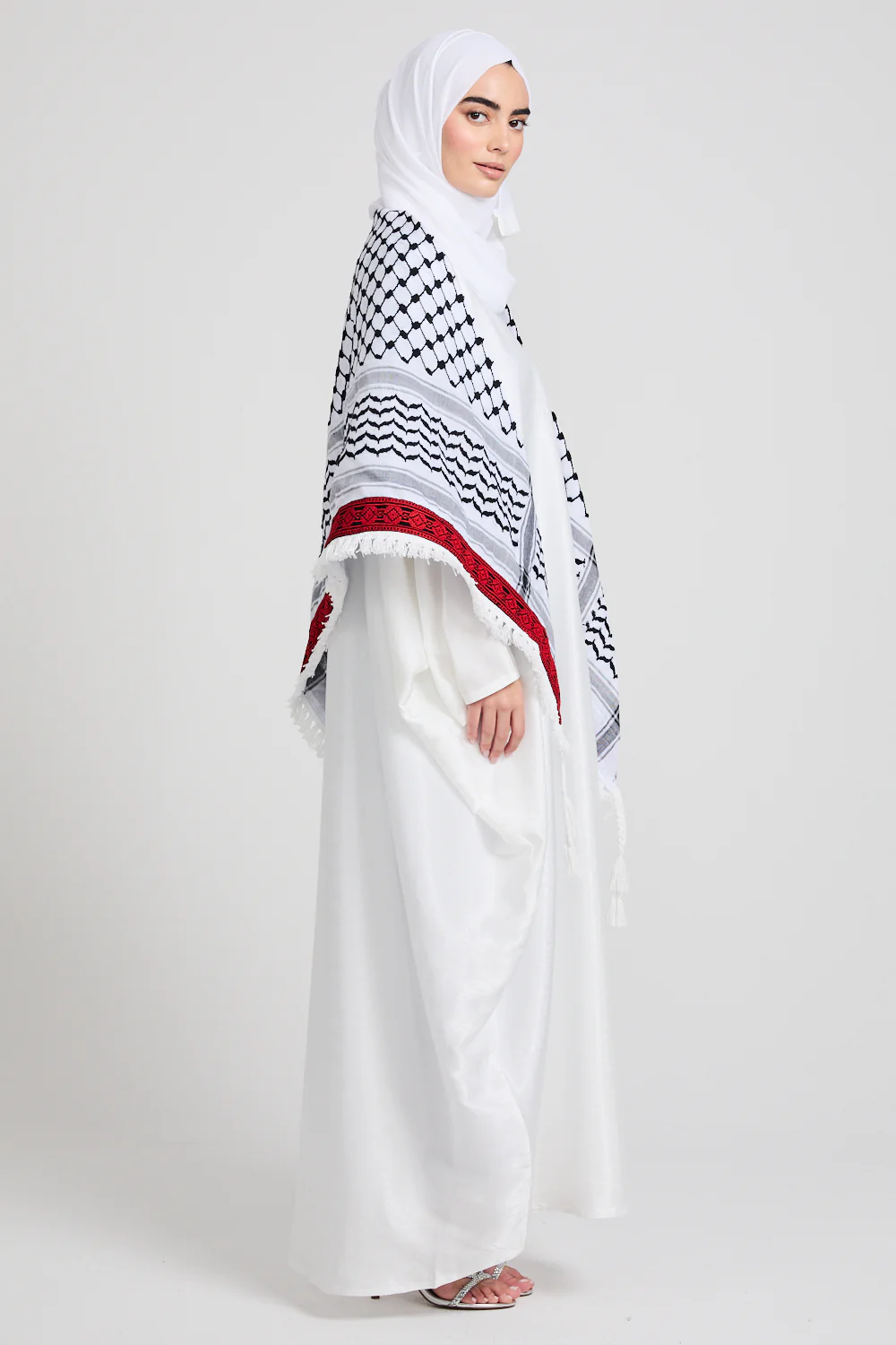 Premium Keffiyeh Scarf With Embroidery - Image 4