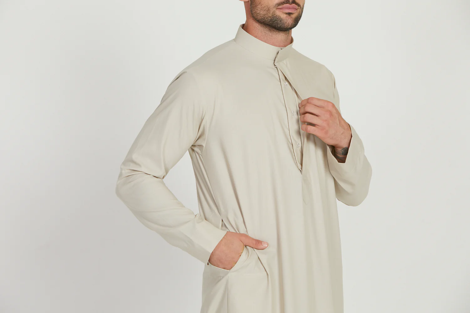 Premium Kuwaiti Thobe - Moonbeam - Image 8
