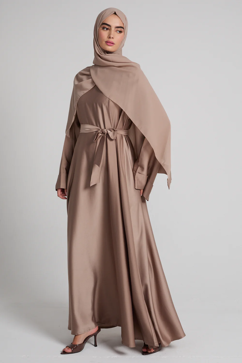 Premium Luxe Umbrella Cut Closed Abaya - Desert Taupe - Image 7