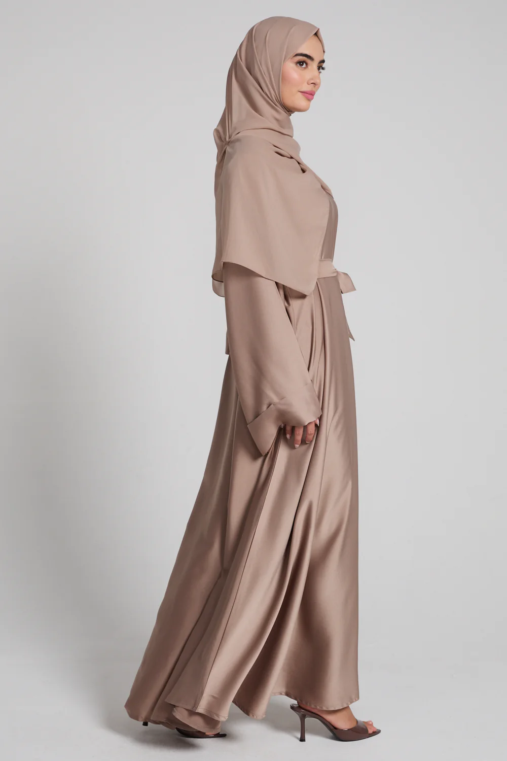 Premium Luxe Umbrella Cut Closed Abaya - Desert Taupe - Image 8