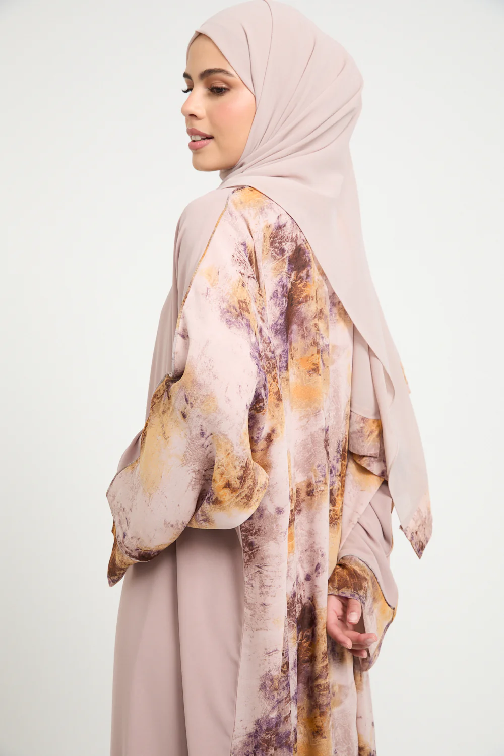 Premium Marbled Amber Blush Open Abaya - LIMITED EDITION - Image 3