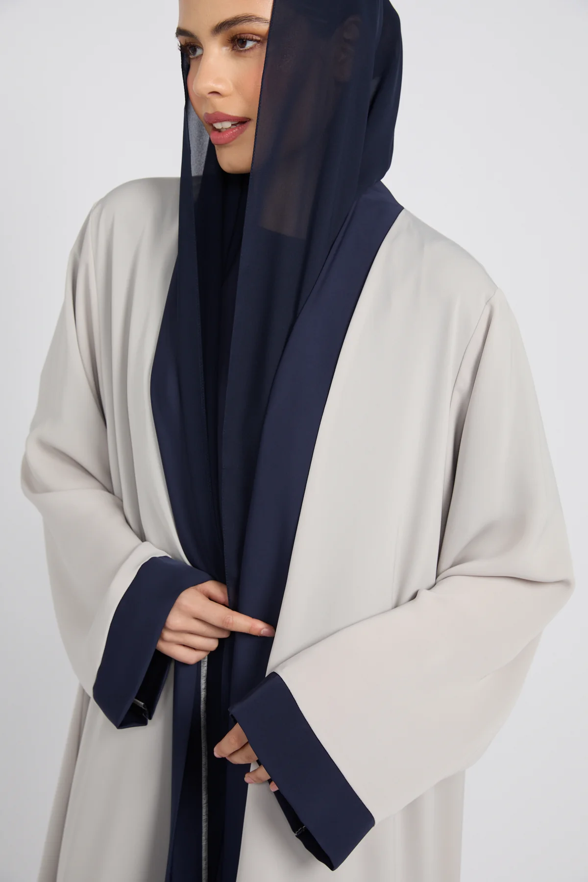Premium Midnight Dune Four Piece Abaya Set - Image 2