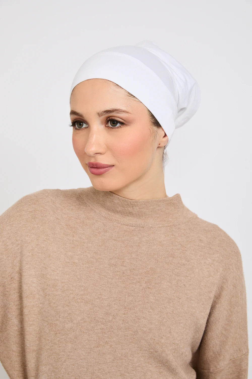 Premium Modal Matt Hijab - Lucent White - Image 4
