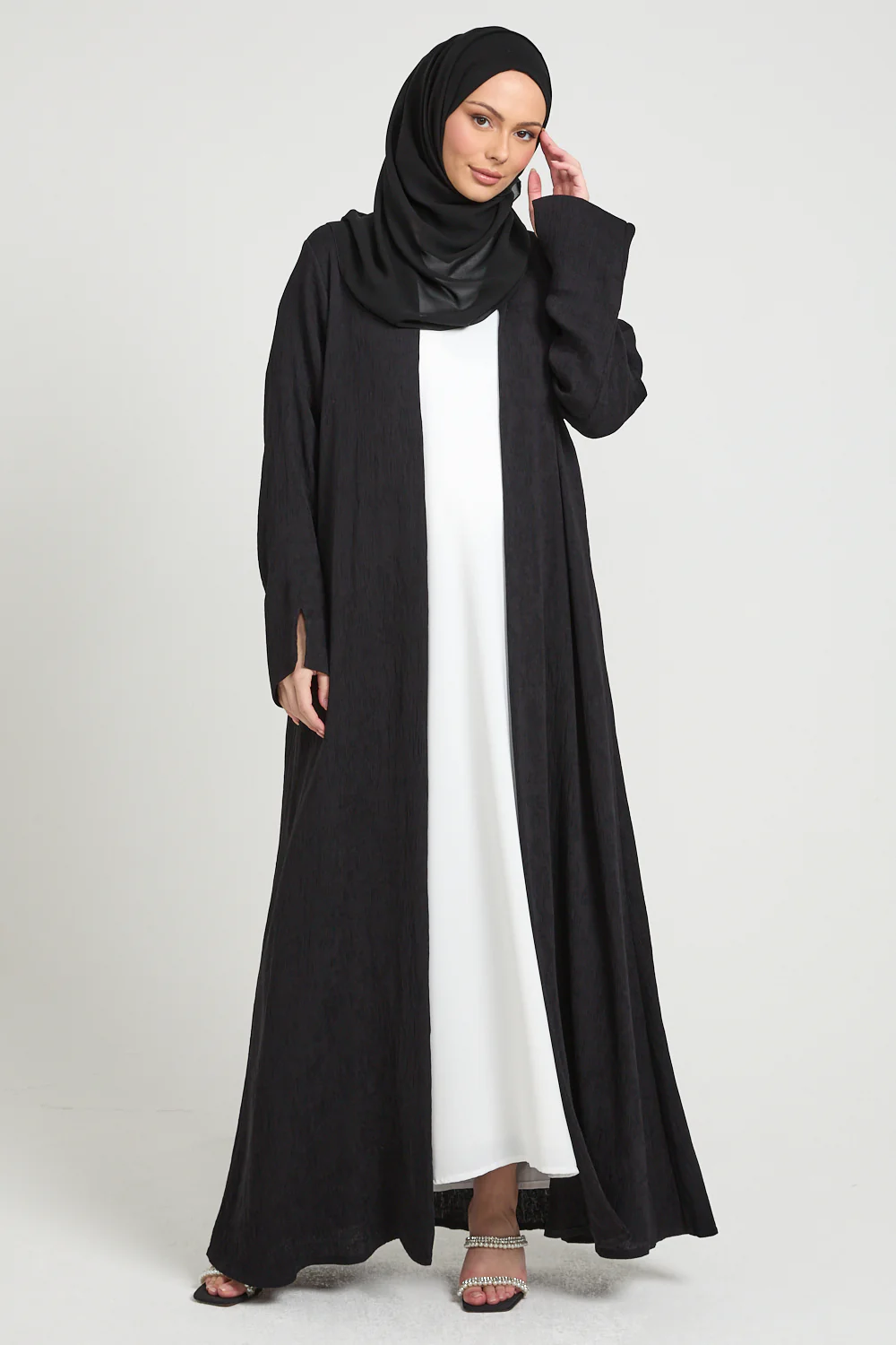 Premium Modern Muse Open Abaya - Black - Image 3