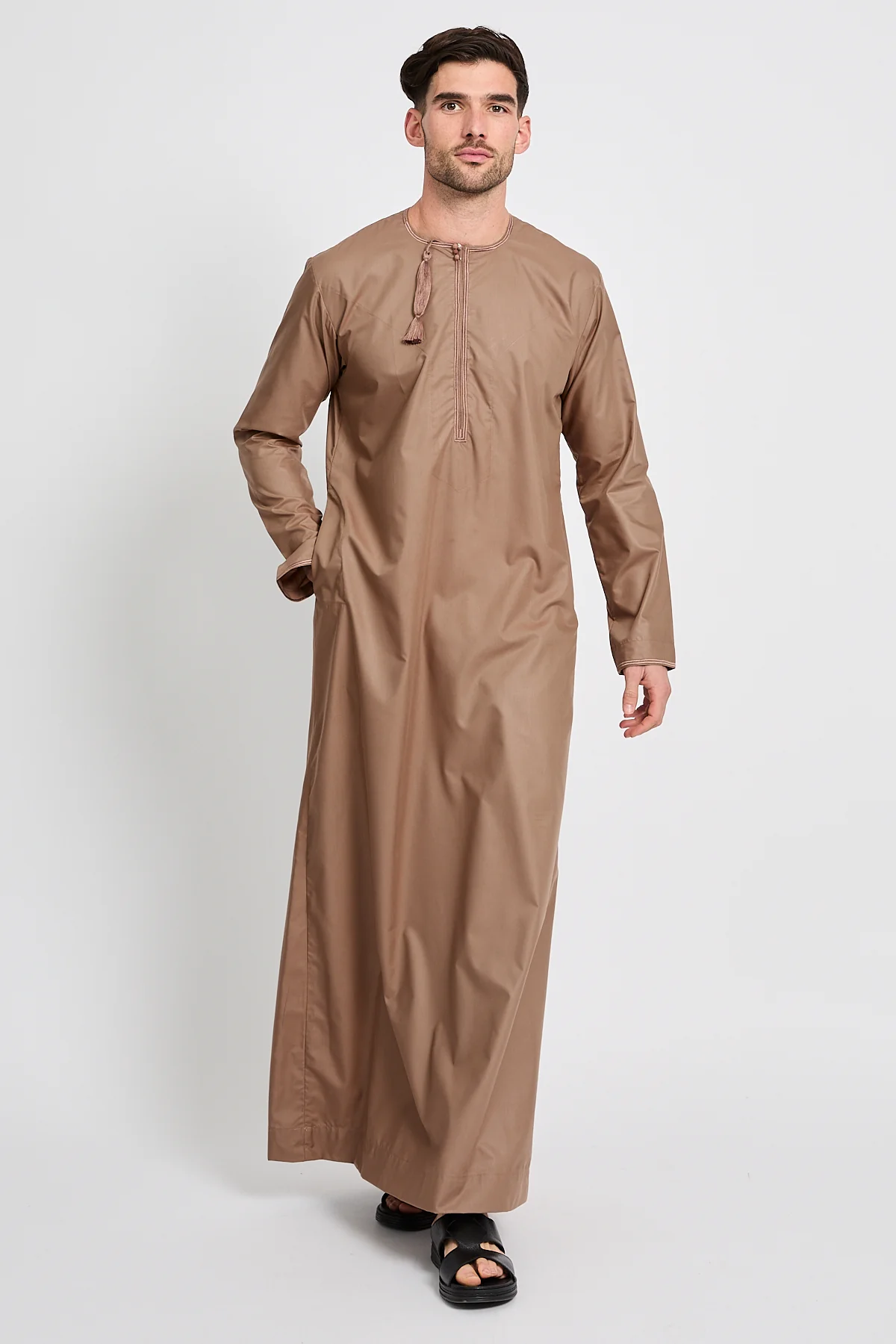 Premium Omani Thobe – Dusty Caramel