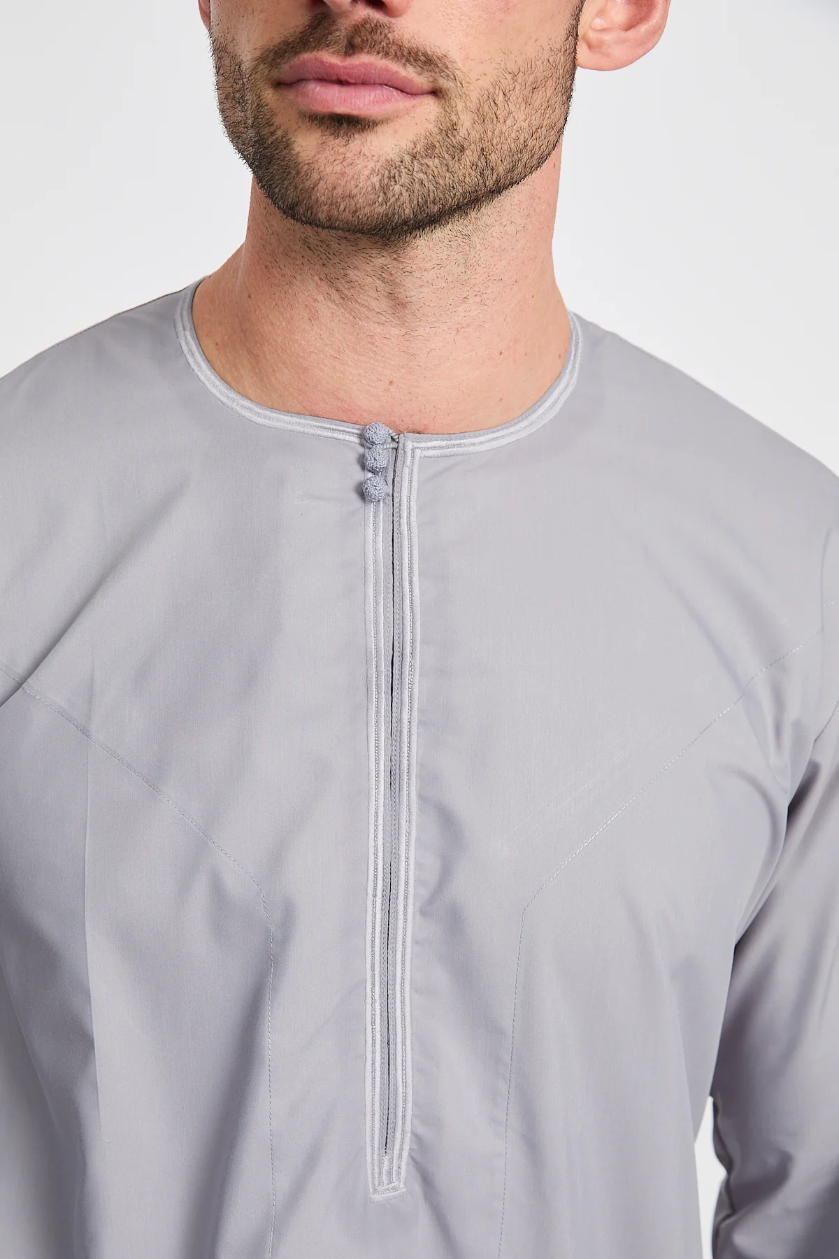Premium Omani Thobe – Pearl Grey - Image 4