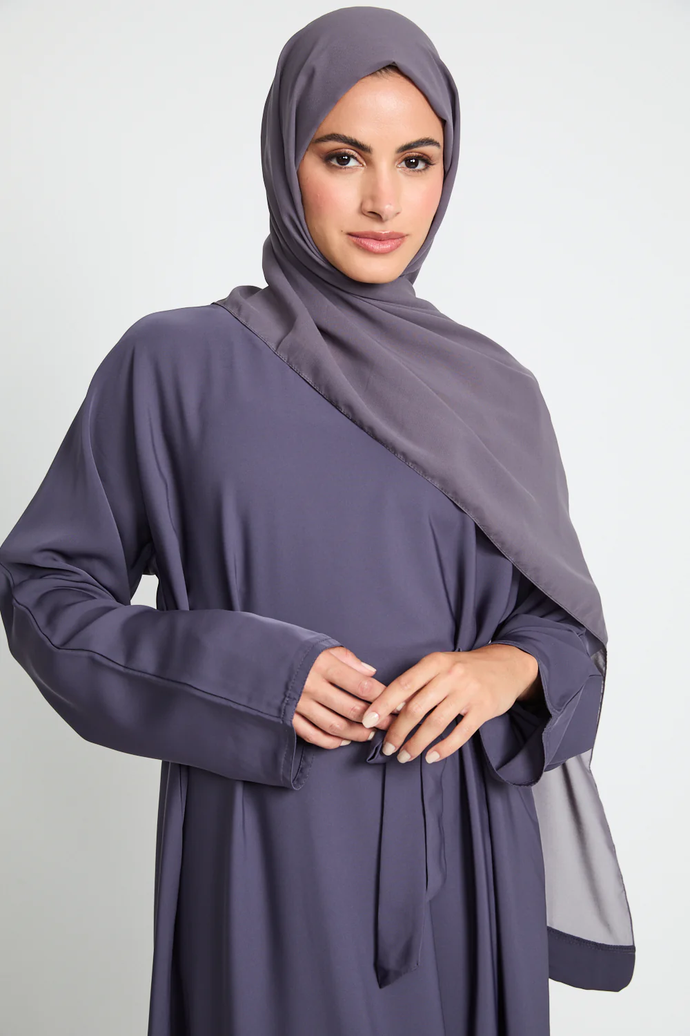 Premium Plain Closed Abaya - Purple Ash - Image 2