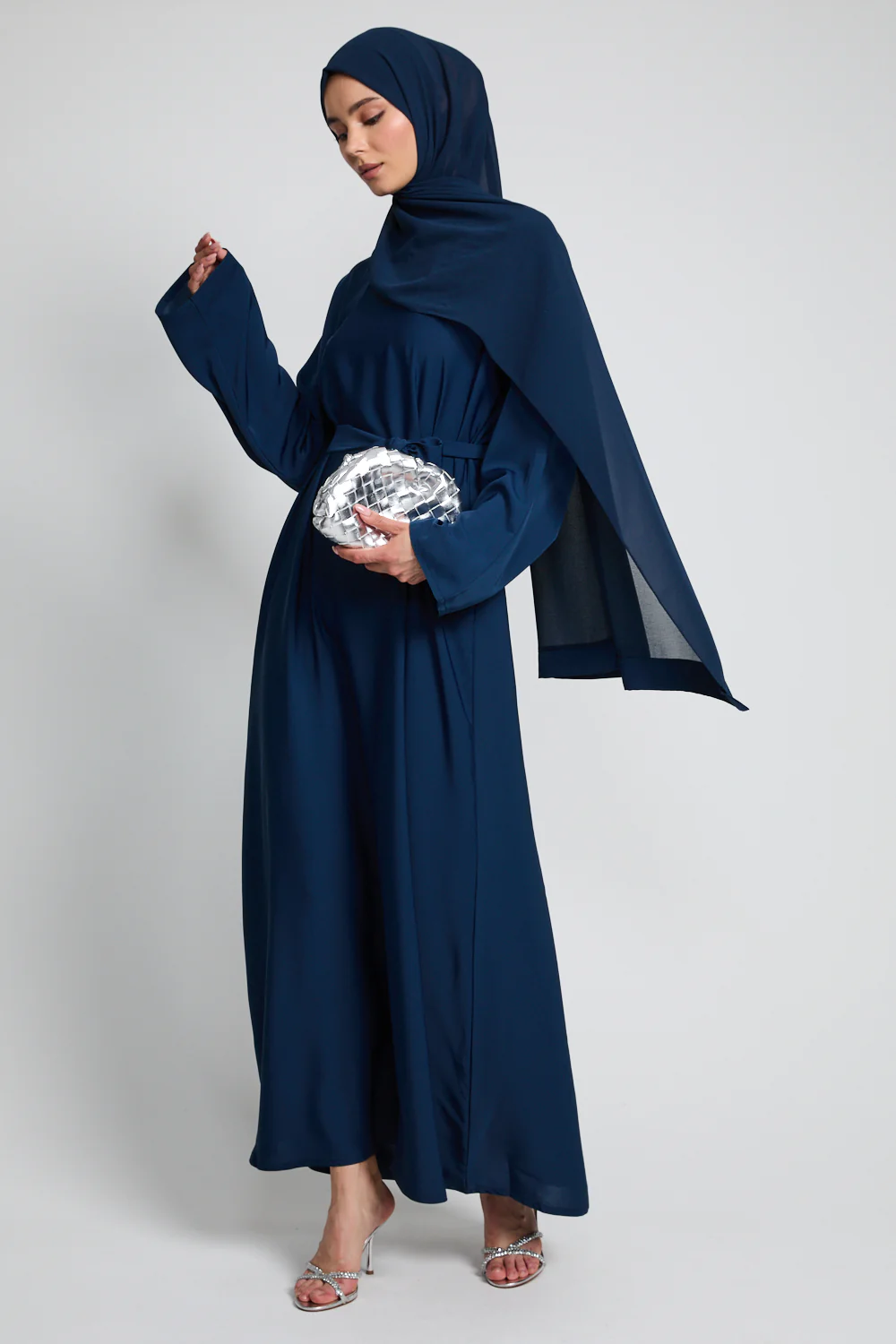 Premium Plain Closed Abaya - Sapphire Dusk - Image 4