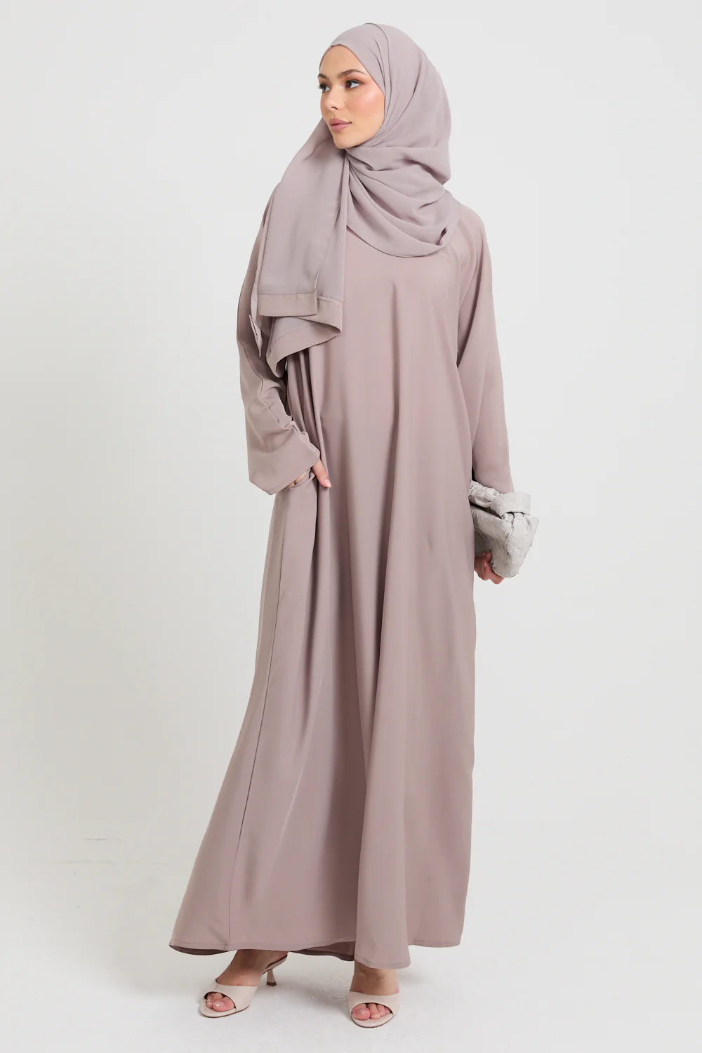 Premium Plain Closed Abaya with Pockets - Dusky Nude - Image 3