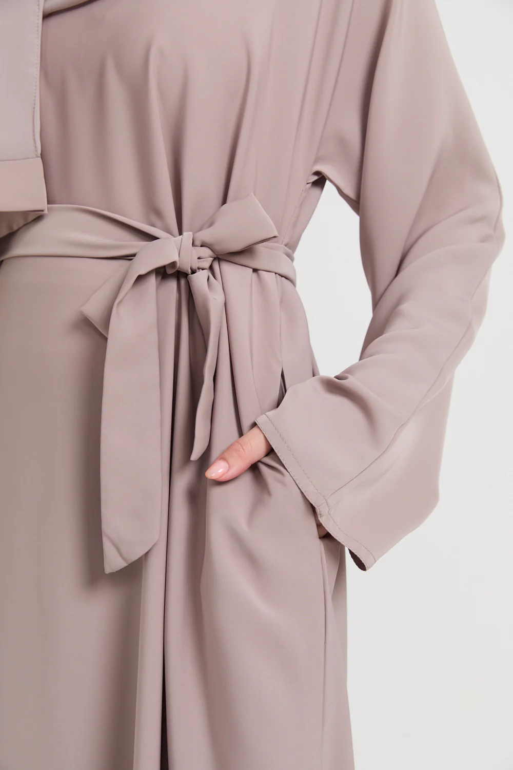 Premium Plain Closed Abaya with Pockets - Dusky Nude - Image 4