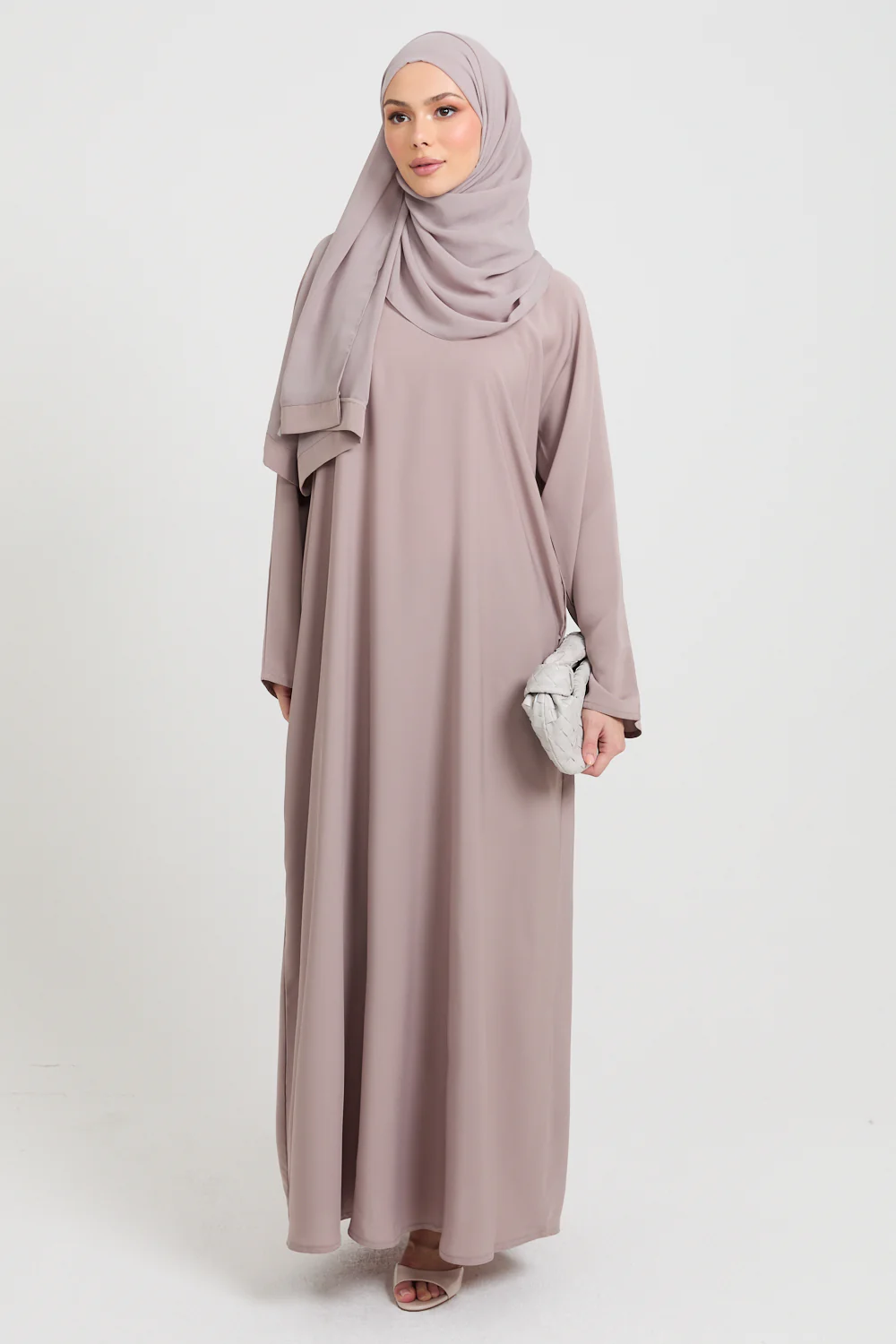 Premium Plain Closed Abaya with Pockets - Dusky Nude - Image 5