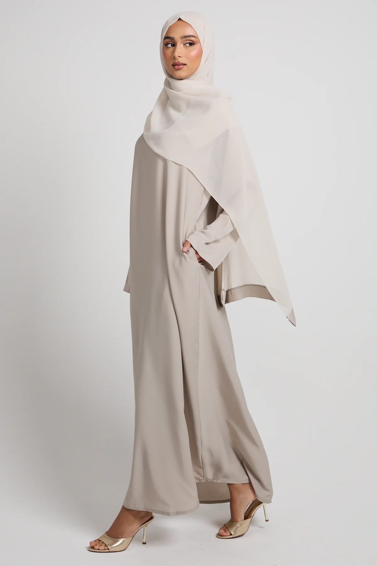 Premium Plain Closed Abaya with Pockets - Nude Sand - Image 5