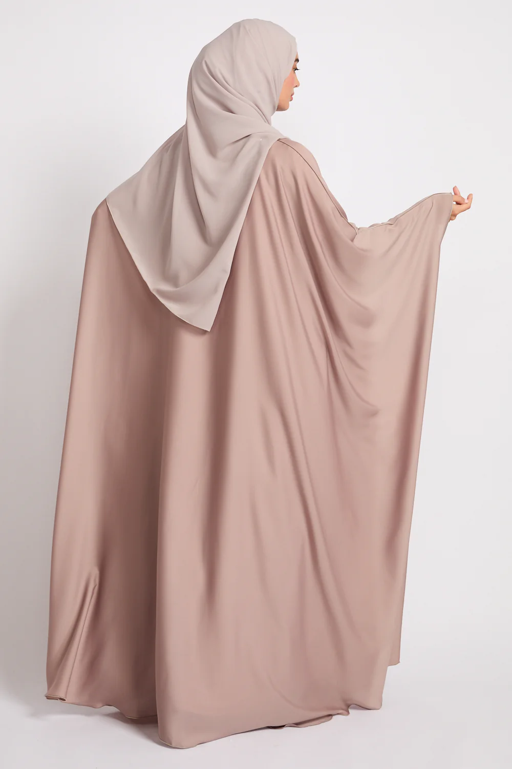 Premium Plain Open Farasha with Piping Detailing - Rose Sand - Image 8