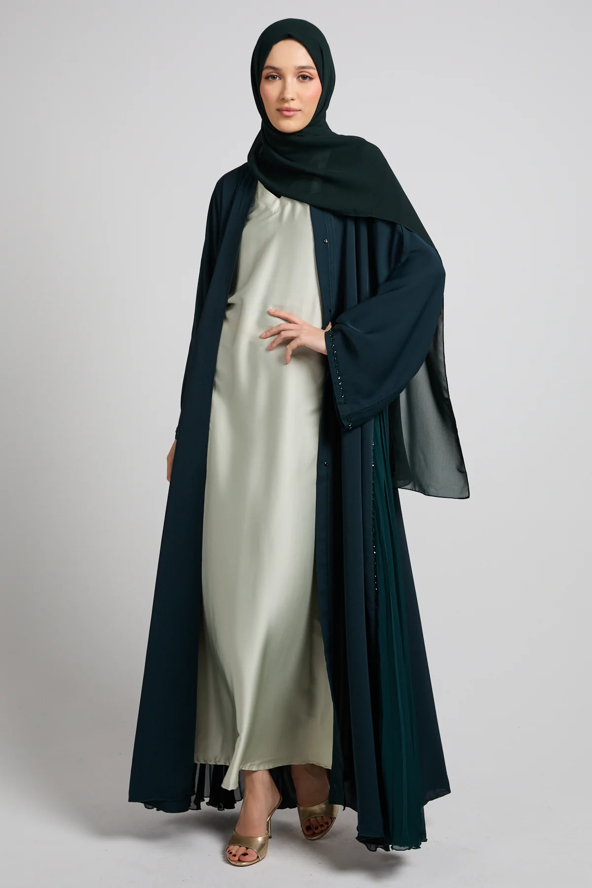 Premium Pleated Chiffon Panel Open Abaya – Emerald Dusk - Image 3