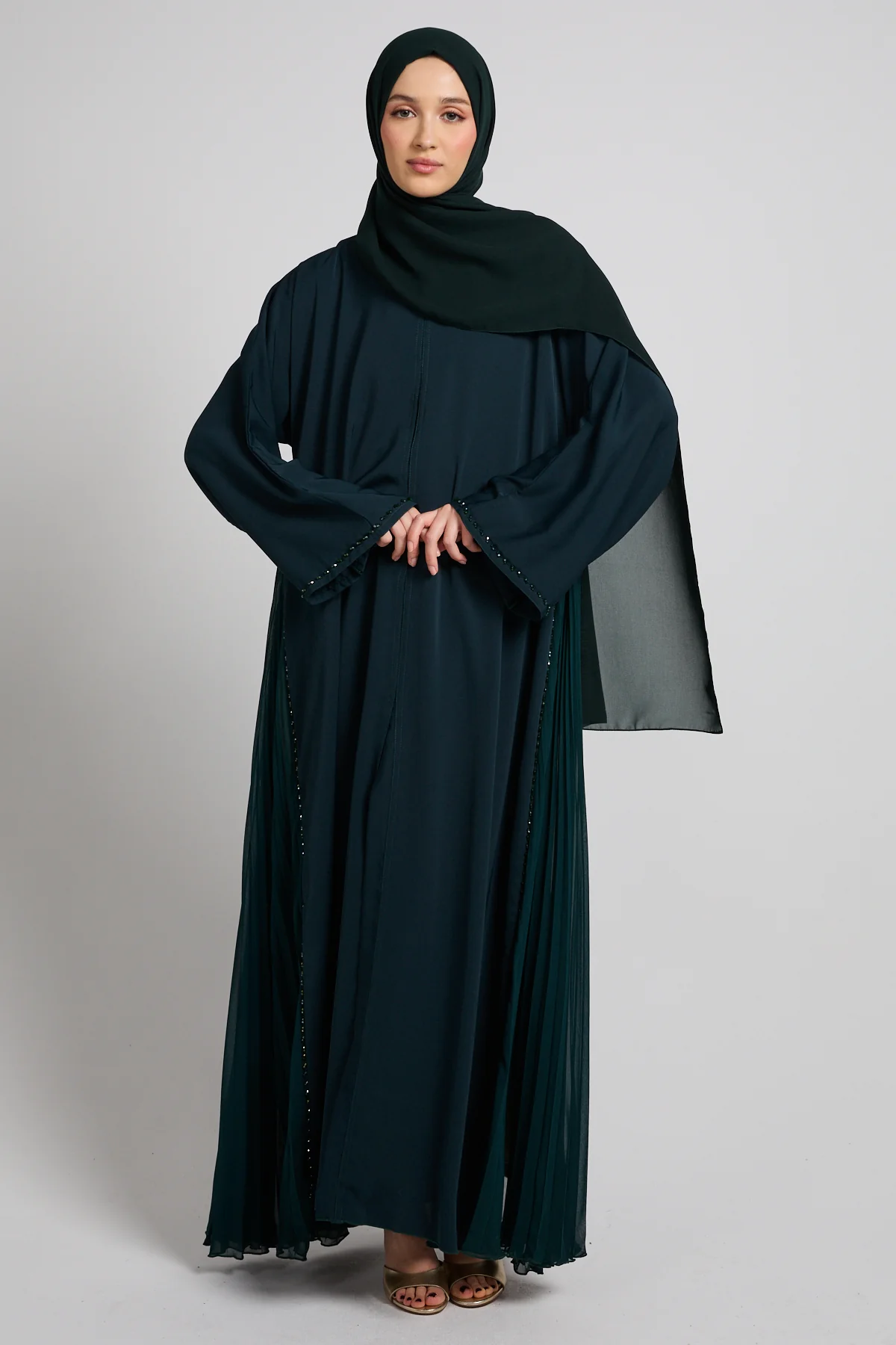 Premium Pleated Chiffon Panel Open Abaya – Emerald Dusk - Image 9