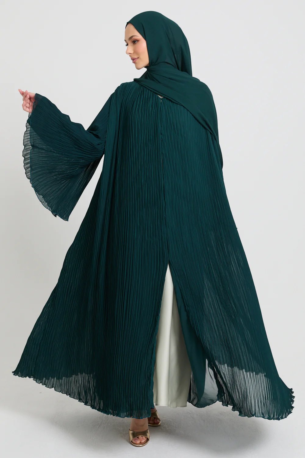 Premium Pleated Open Abaya with Flared Sleeves - Forest Green - Image 4