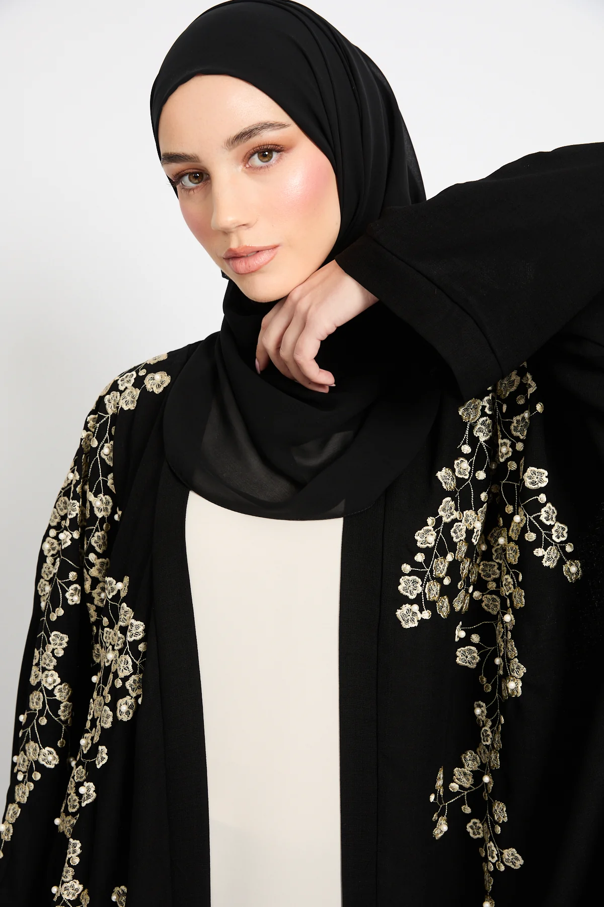 Premium Regalia Bloom Embroidered Black Open Abaya - Image 4