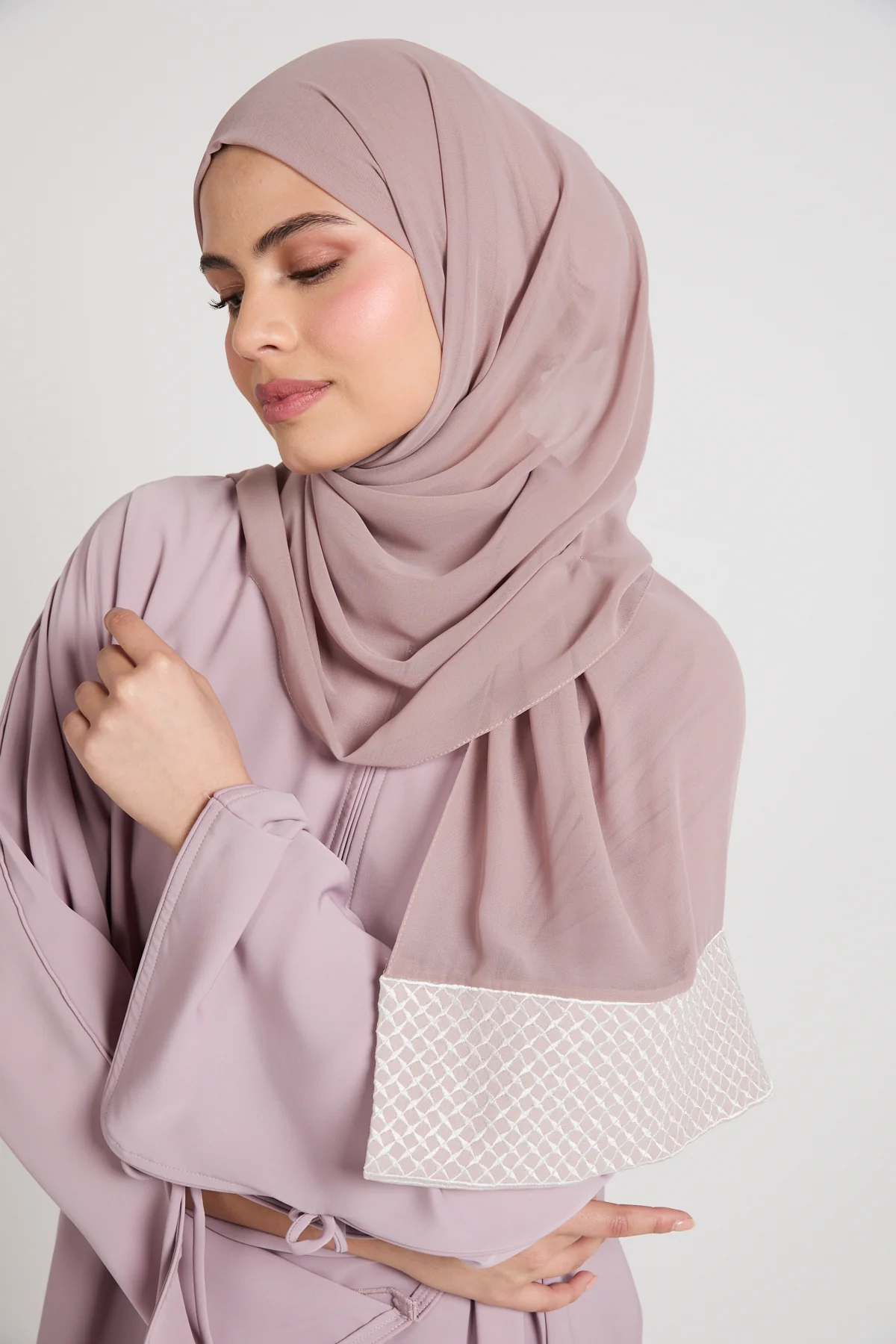 Premium Rosemist Embroidered Lace Georgette Chiffon Hijab - Image 4