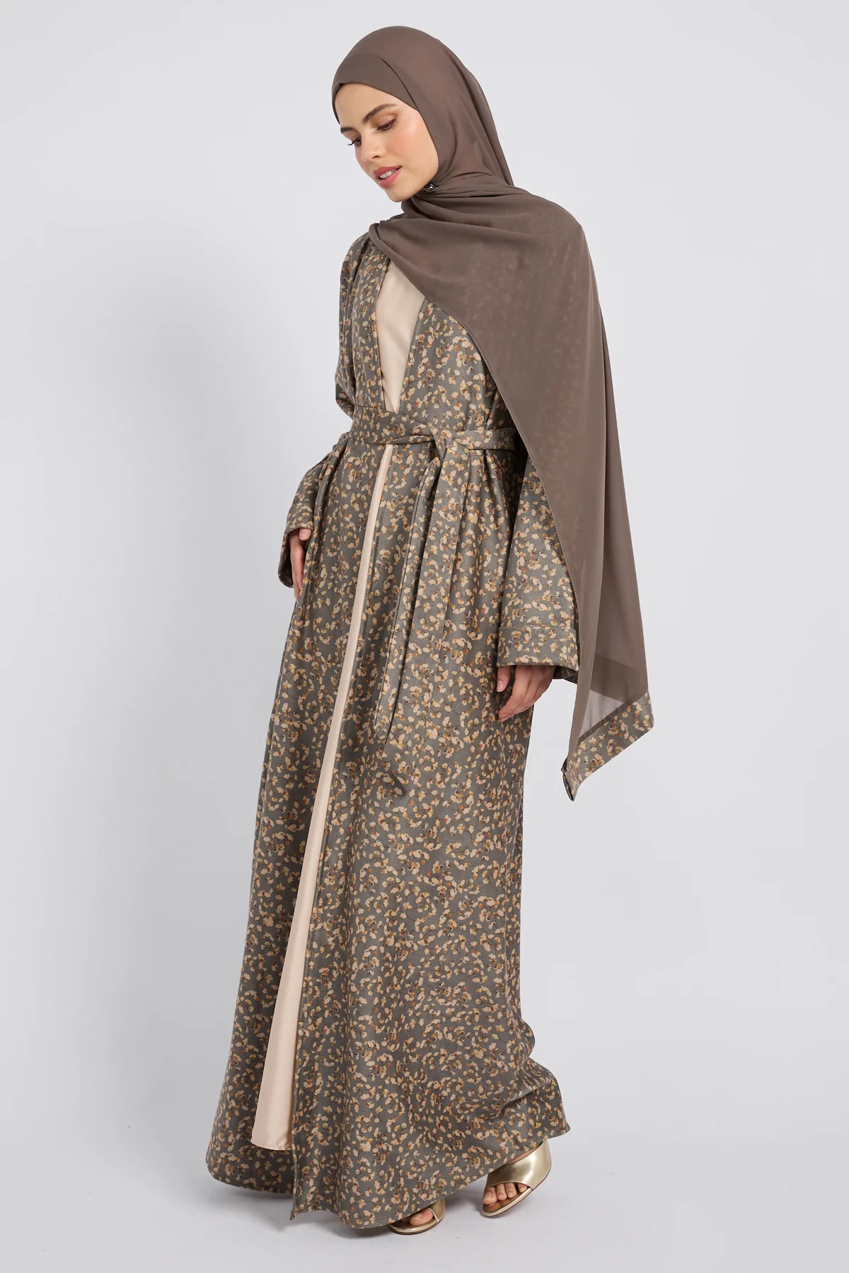 Premium Sandstone Bloom Open Coat Abaya - LIMITED EDITION - Image 5
