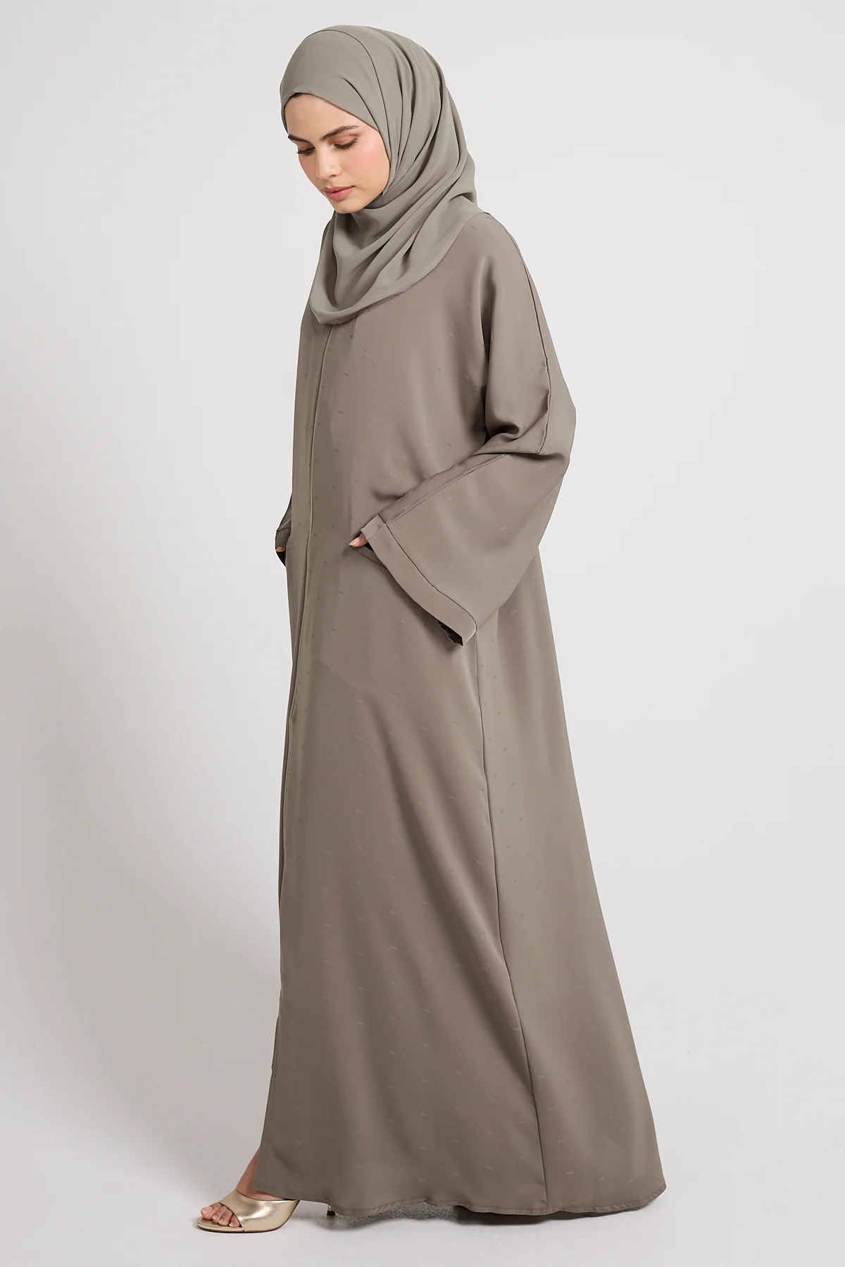 Premium Semi-Closed Abaya with Zip and Pockets – Olive Taupe - Image 4