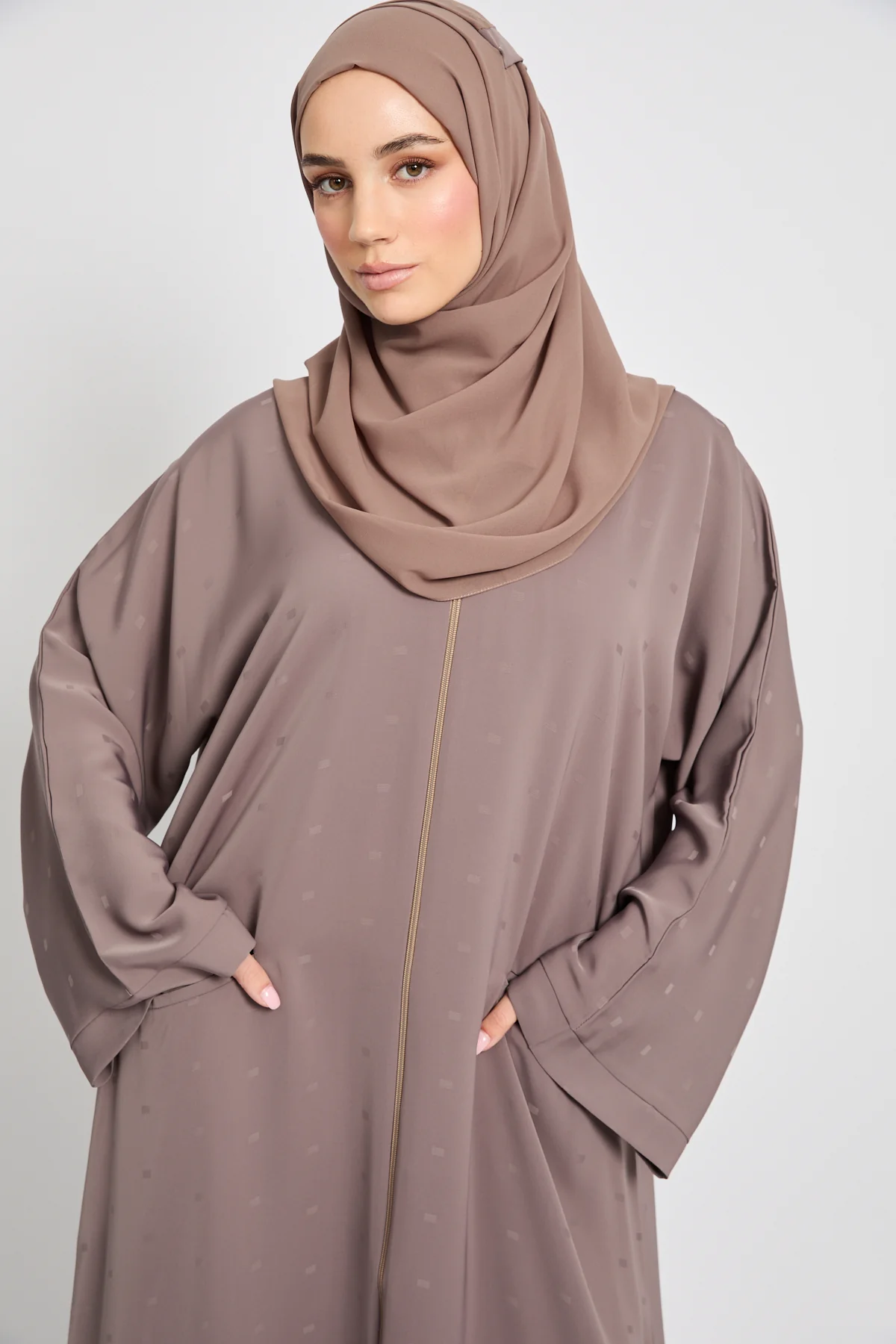 Premium Semi-Closed Abaya with Zip and Pockets – Taupe - Image 2