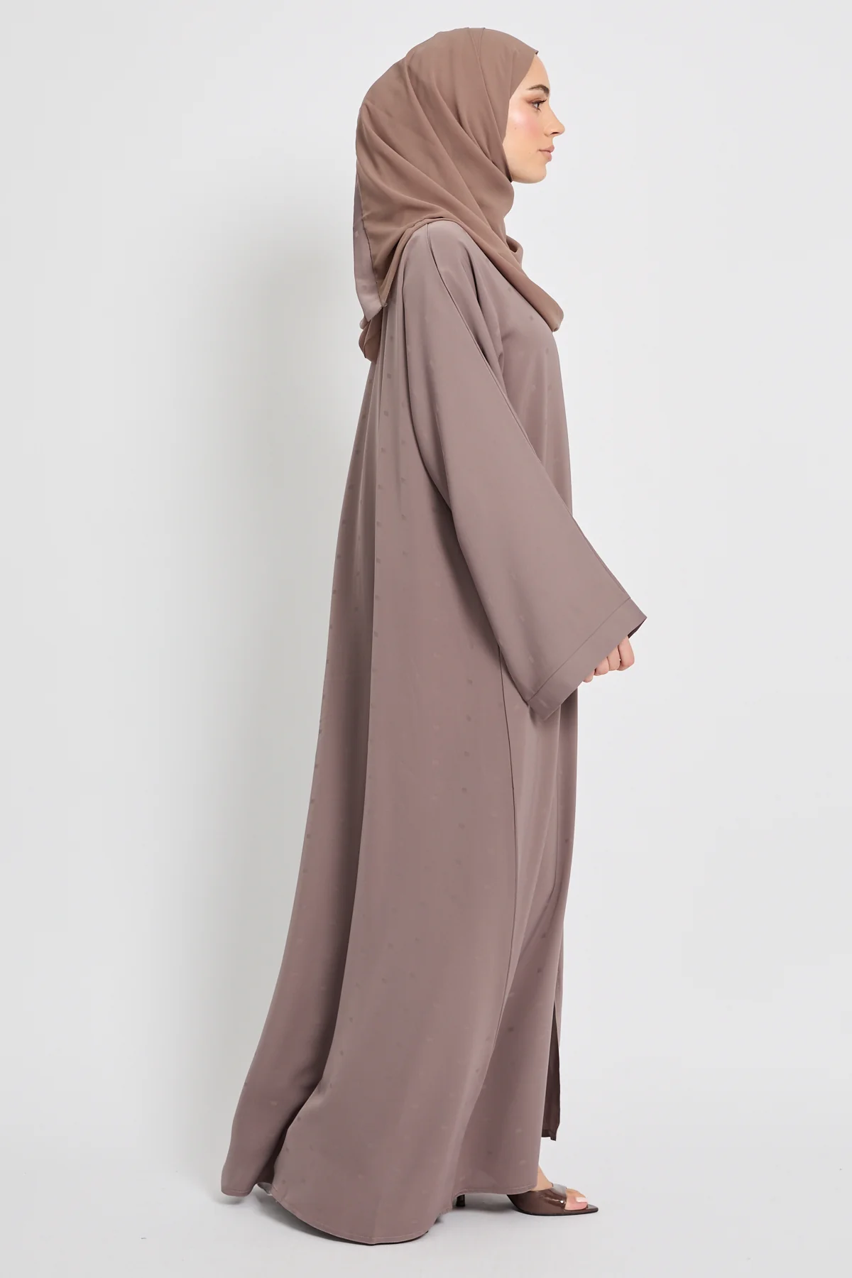 Premium Semi-Closed Abaya with Zip and Pockets – Taupe - Image 5