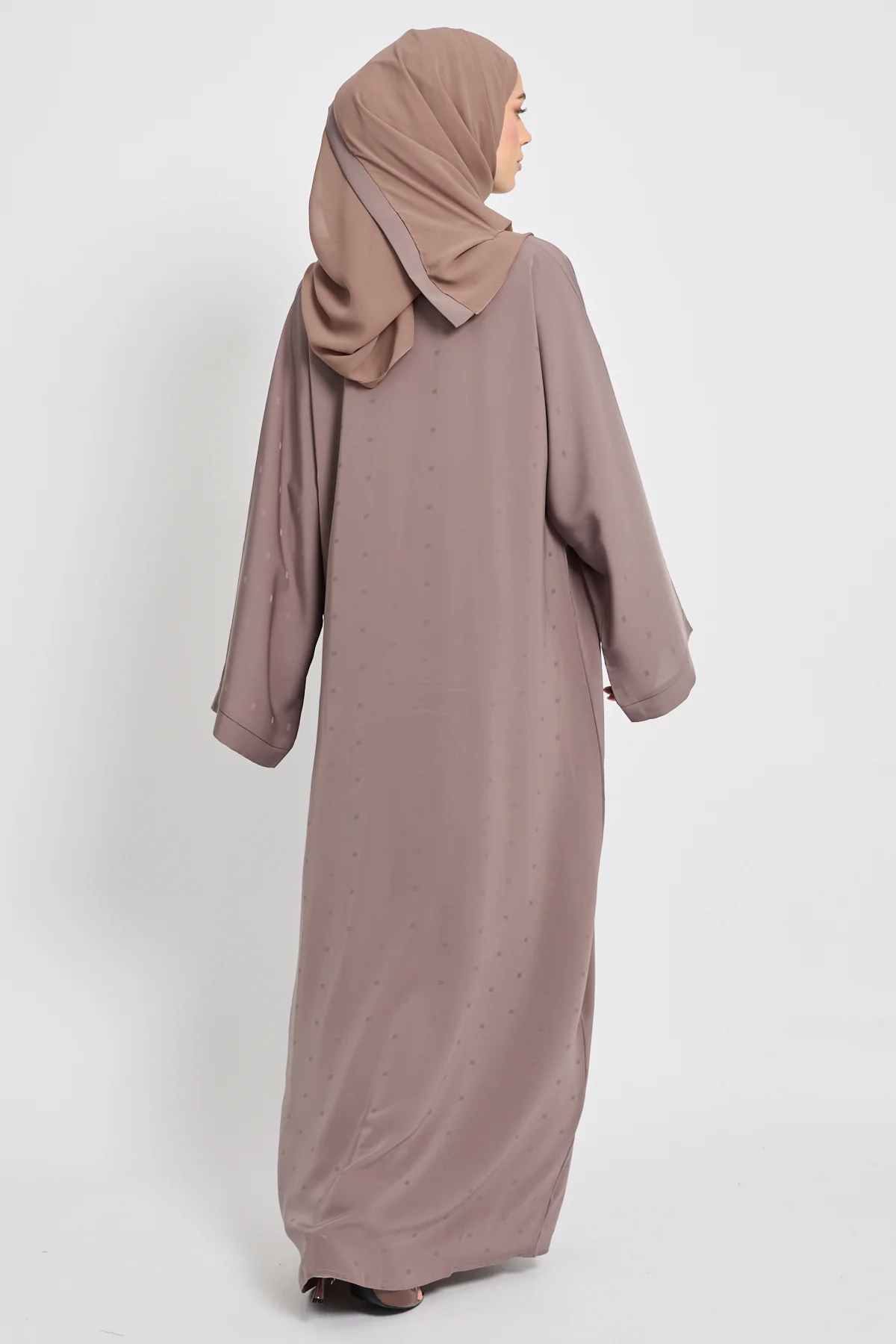 Premium Semi-Closed Abaya with Zip and Pockets – Taupe - Image 7