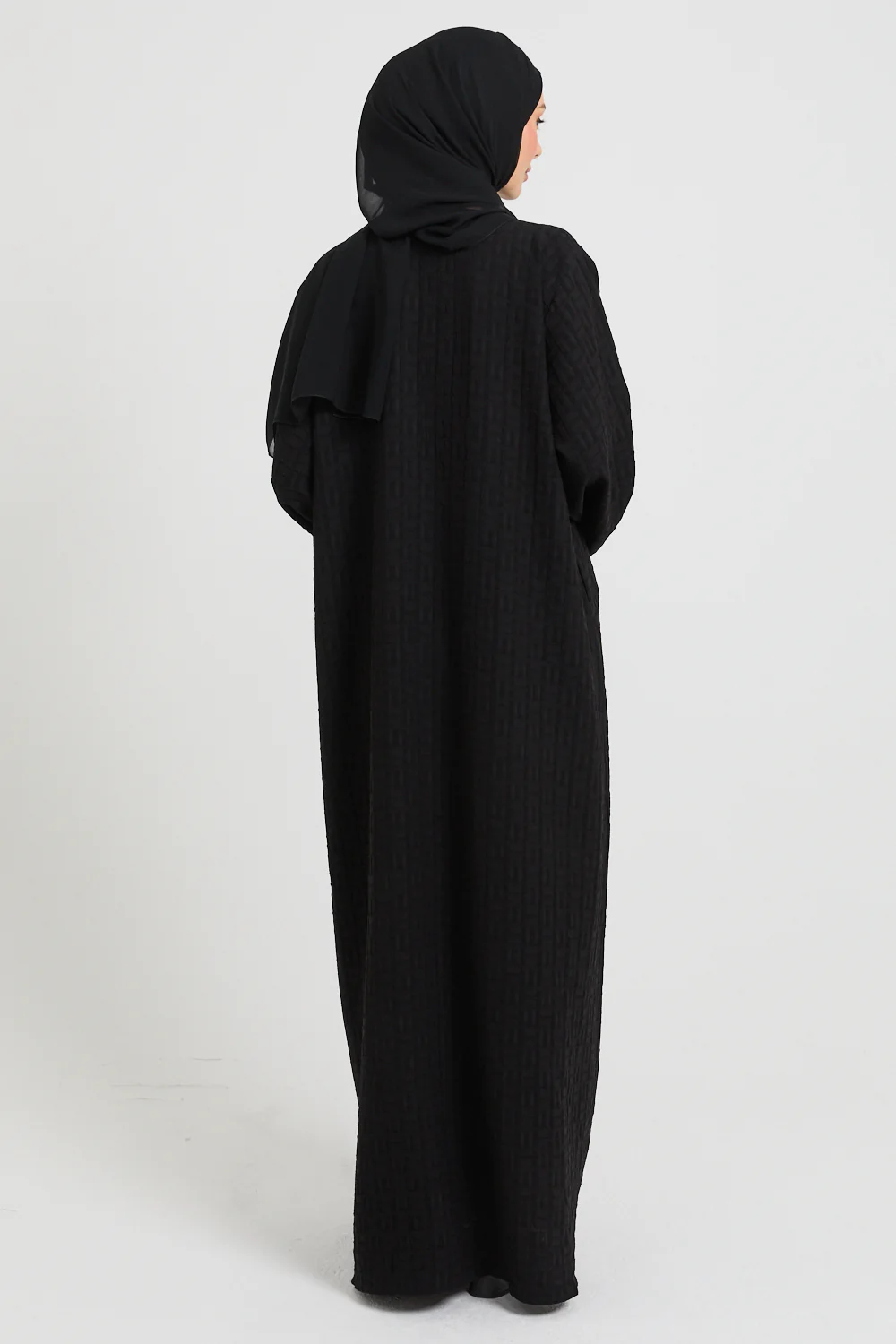 Premium Semi Closed Textured Abaya with Zip and Pockets - Black - Image 9