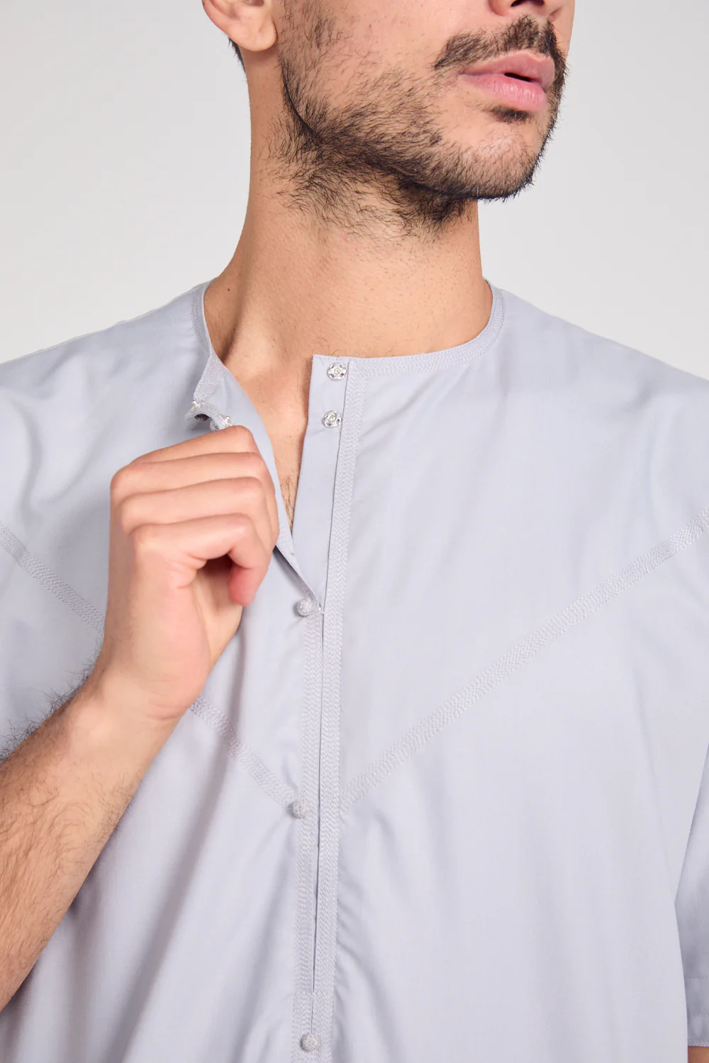 Premium Short Sleeve Emirati Thobe - Arctic Ice - Image 7