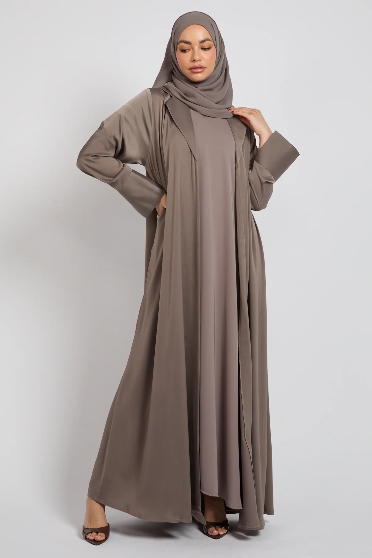 Premium Signature Blazer Open Abaya – Latte Taupe - Image 6