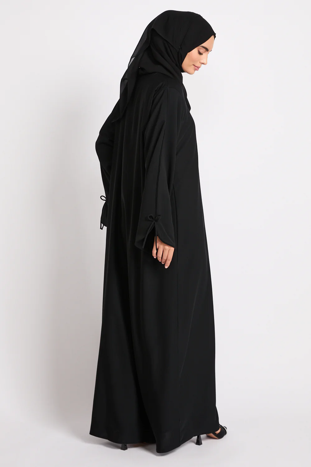 Premium Signature Bow Cuff Open Abaya - Black - Image 10